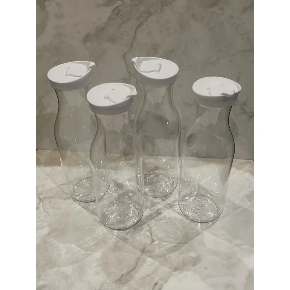 Set of 4 Plastic Water Pitcher With Lid Round Carafe